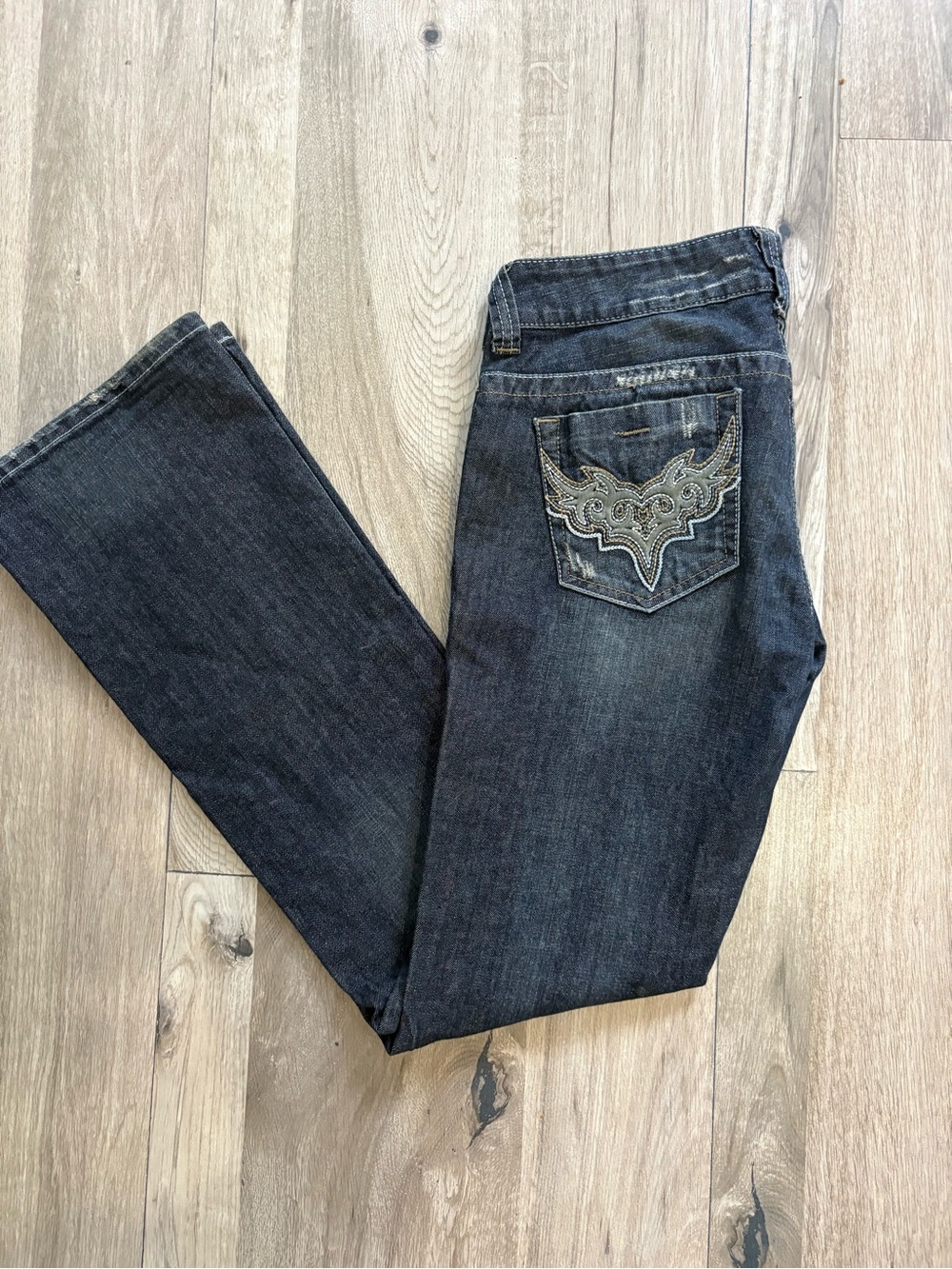GUESS JEANS WOMEN’S BOOTCUT